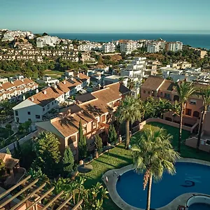 https://cozy-penthouse-riviera-del-sol.1costadelsol.com